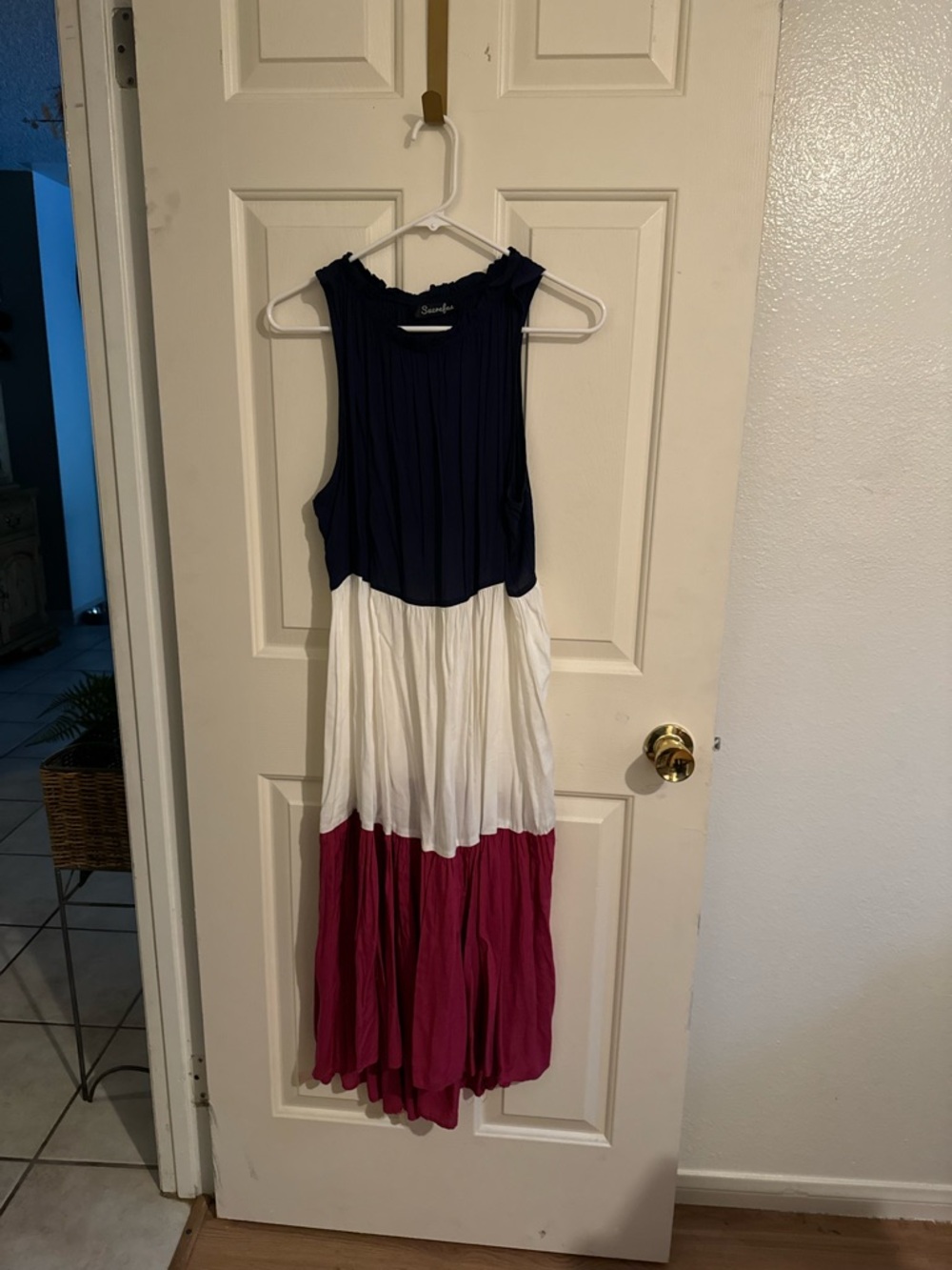 Women’s Sleeveless Tri-Color Dress - Navy, White & Magenta by Sucrefas